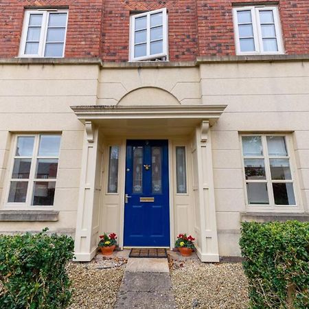Burlington Place, Shrewsbury. 2 Bedroom, Private Parking, 5 Minutes From Town Exterior photo